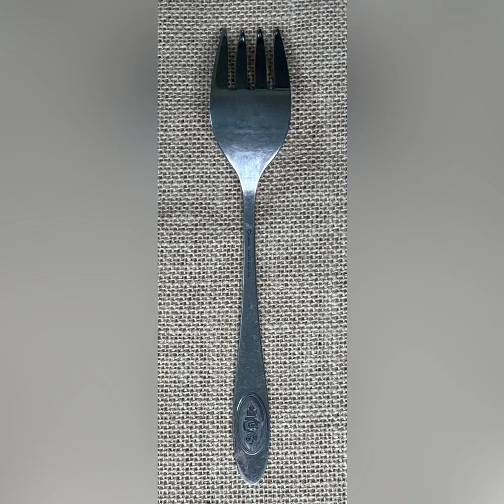 Vintage Oneida Deluxe Polonaise Rose Serving Fork Flatware Cottage Grandma Core